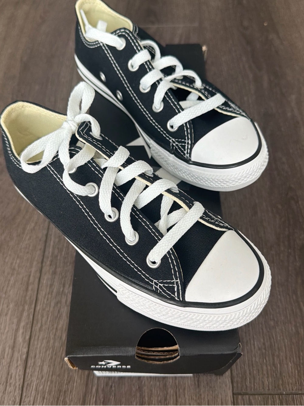 Kids Black Canvas Converse Allstar Low-Top Sneakers Shoes Sz 1 youth
